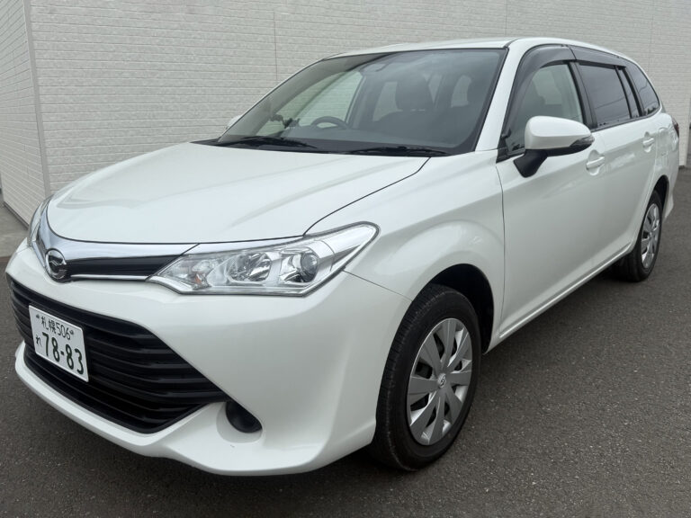 C-Toyota Corolla Fielder 4WD (1)