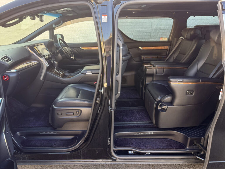 H-Toyota Vellfire 3 Generation 4WD (3)